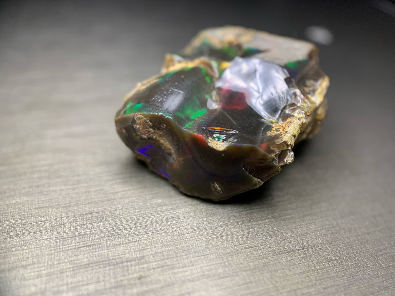 CHOCOLATE OPAL 31.56ct