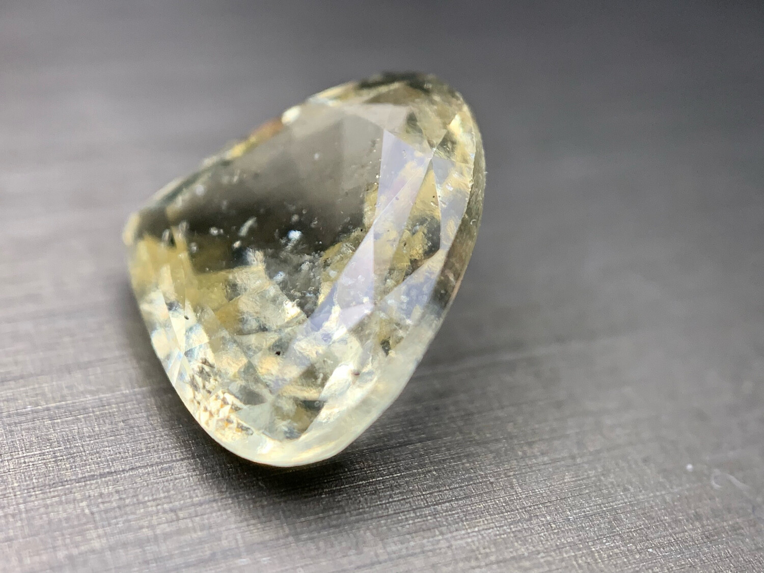 ᴬᵀᵞᴾᴵᶜᴬᴸ GROSSULAR LEUCO GARNET 3.65ct