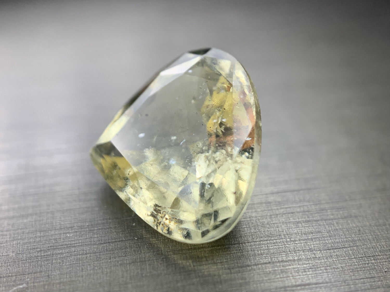 ᴬᵀᵞᴾᴵᶜᴬᴸ GROSSULAR LEUCO GARNET 3.65ct