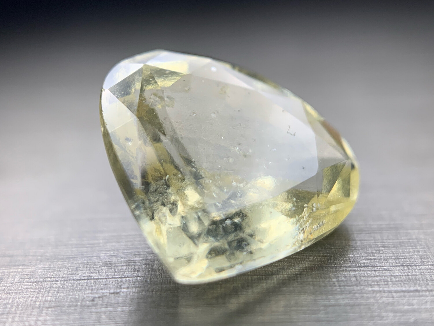 ᴬᵀᵞᴾᴵᶜᴬᴸ GROSSULAR LEUCO GARNET 3.65ct