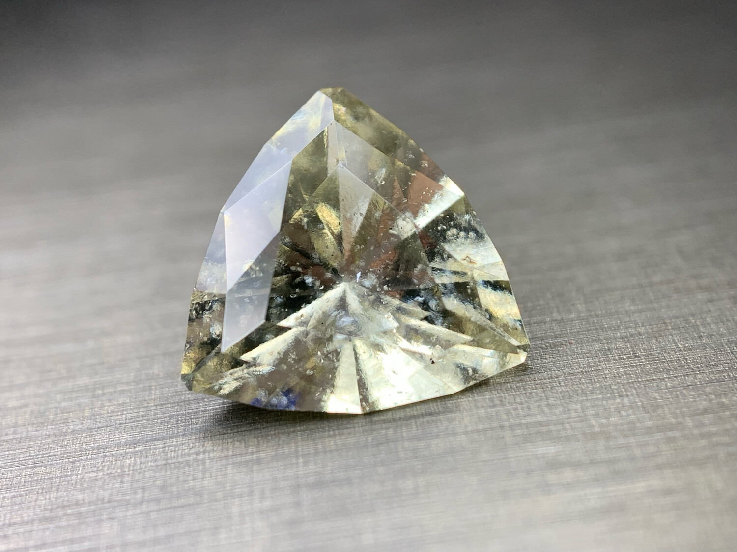 ᴬᵀᵞᴾᴵᶜᴬᴸ GROSSULAR LEUCO GARNET 3.65ct