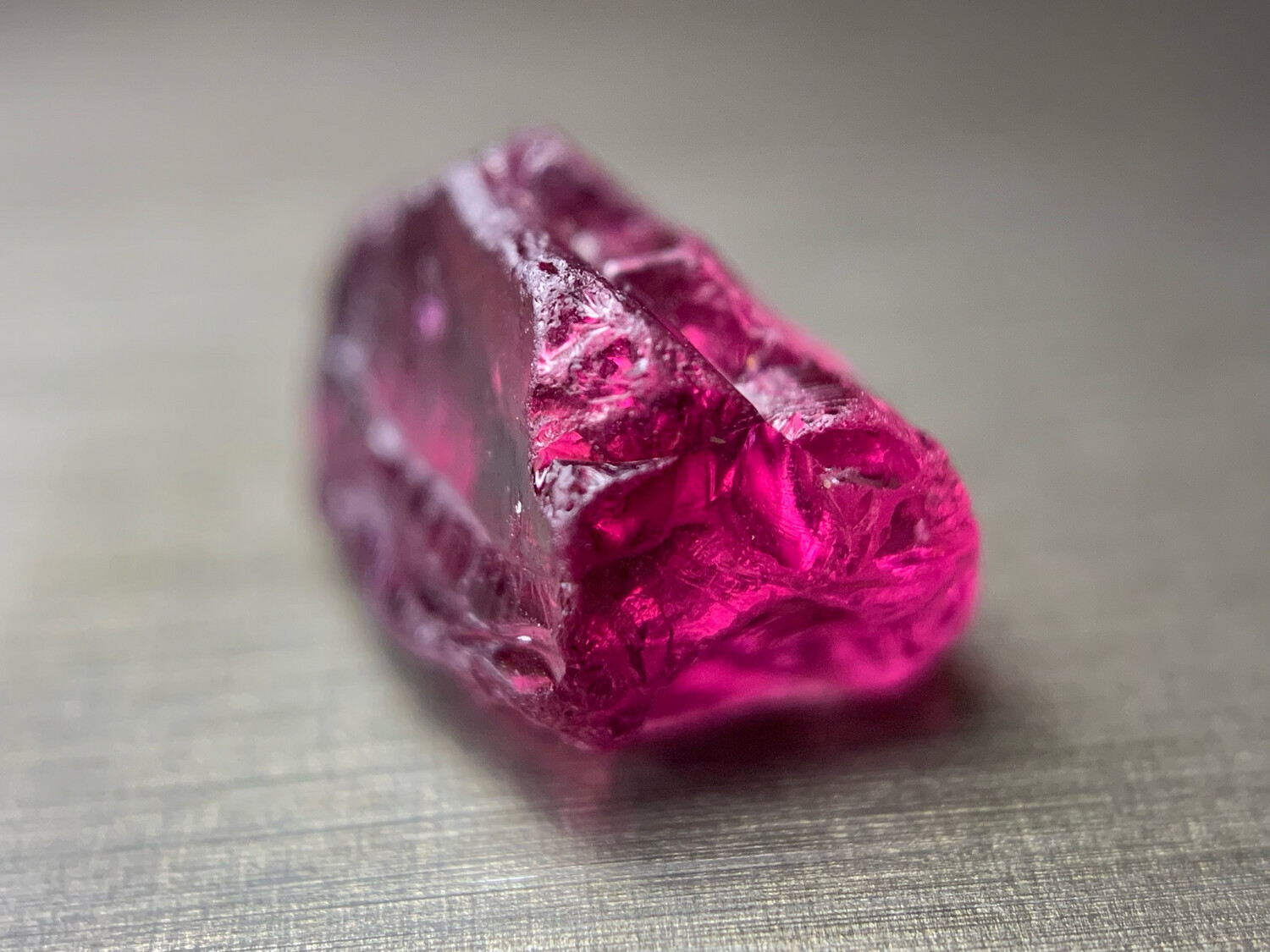 HOT PINK GARNET 5.29ct