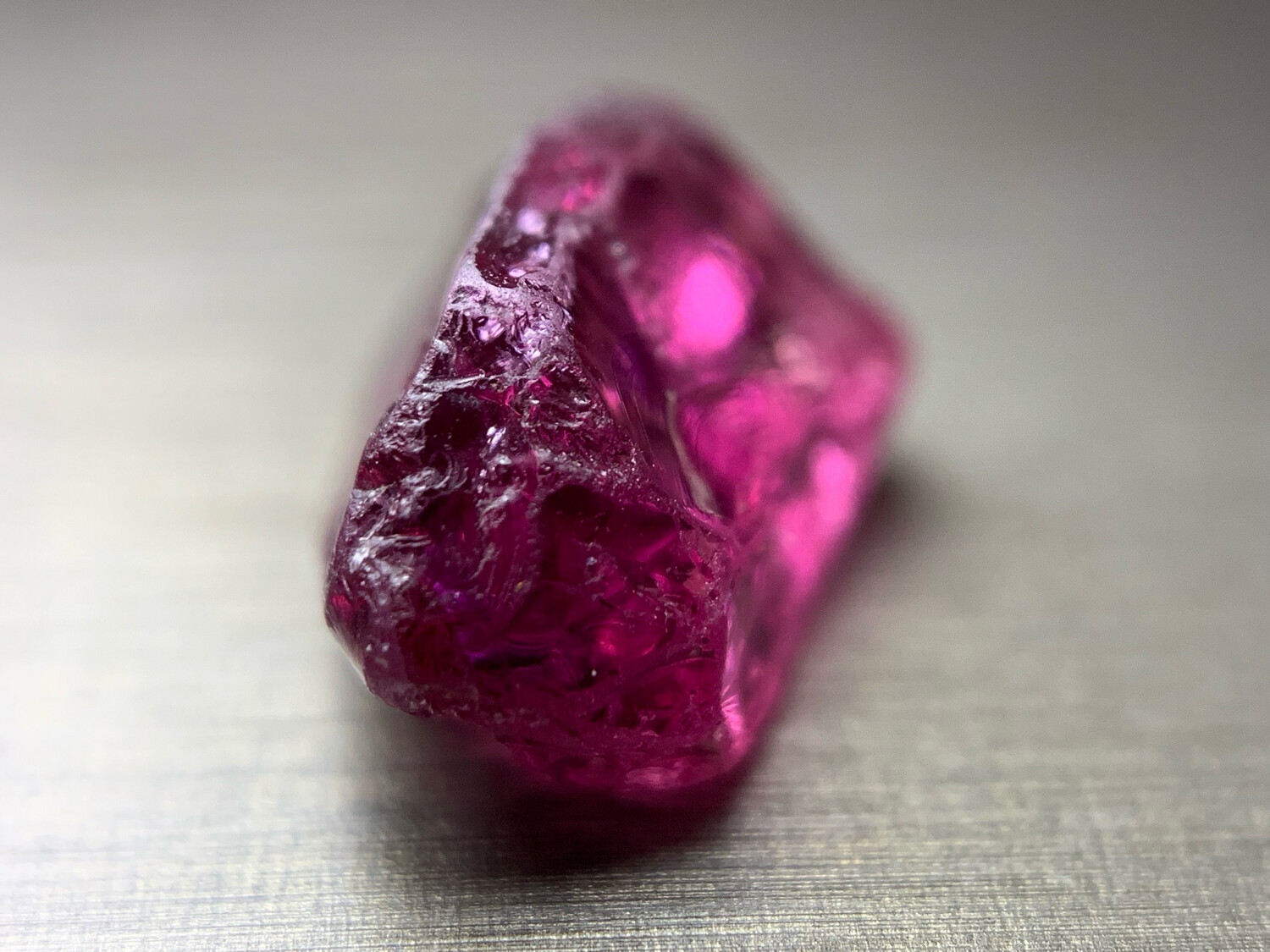 HOT PINK GARNET 5.29ct