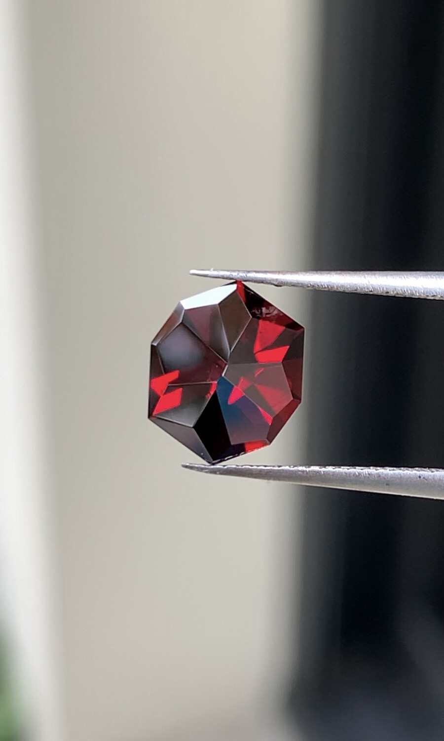ᴬᵀᵞᴾᴵᶜᴬᴸ RHODOLITE GARNET 1.95ct
