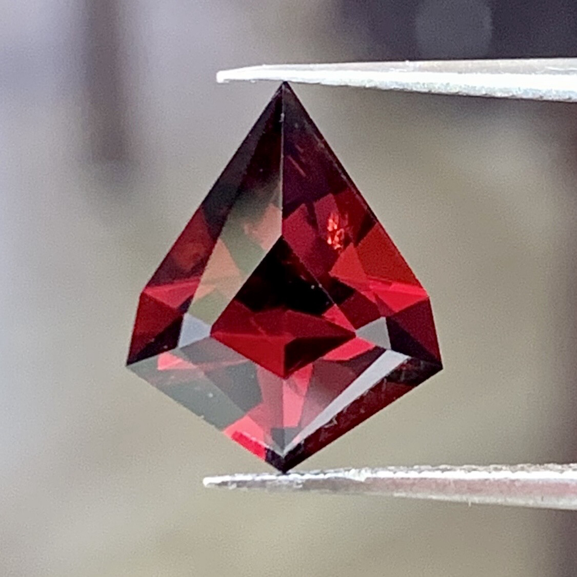 ᴬᵀᵞᴾᴵᶜᴬᴸ RHODOLITE GARNET (PAIR) 4.92ct/2