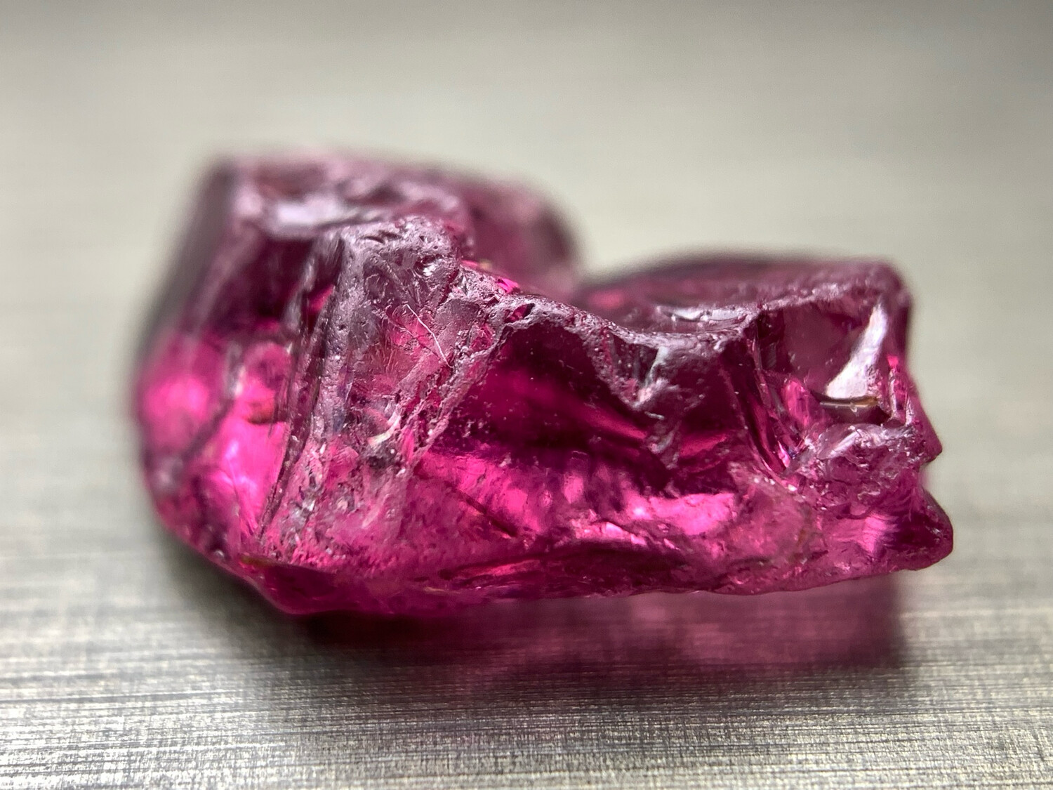 RHODOLITE GARNET 5.71ct