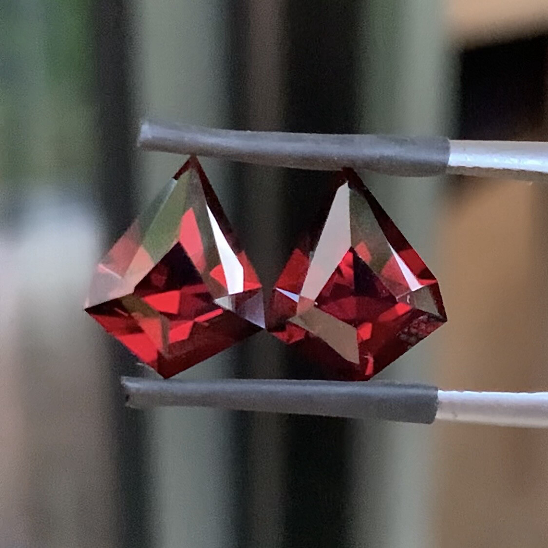 ᴬᵀᵞᴾᴵᶜᴬᴸ RHODOLITE GARNET (PAIR) 4.92ct/2