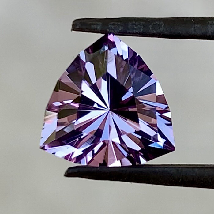ᴬᵀᵞᴾᴵᶜᴬᴸ SAPPHIRE COLORED ALEXANDRITE 2.84ct 🌱