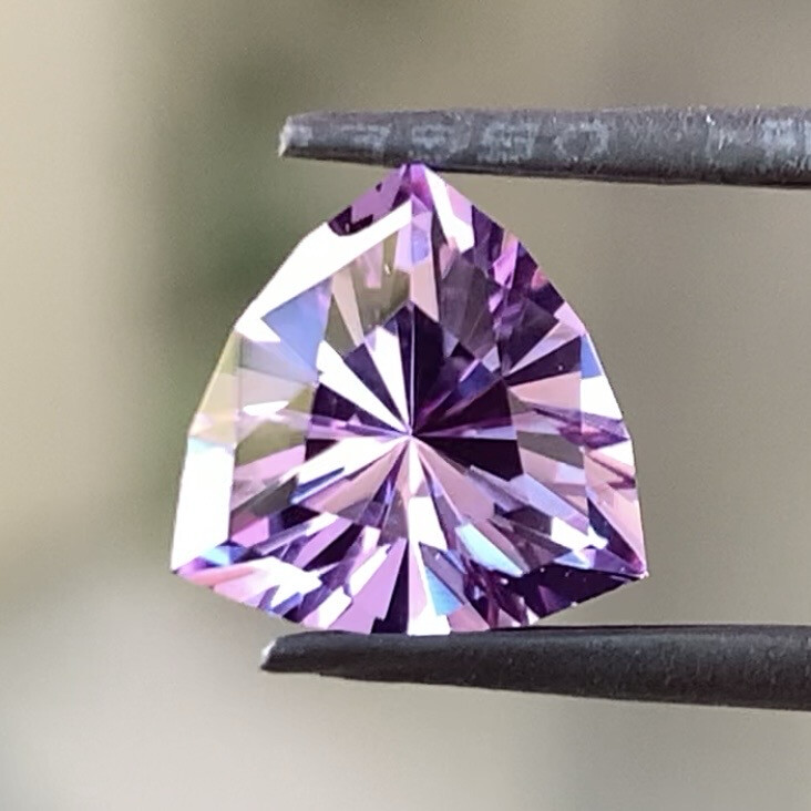 ᴬᵀᵞᴾᴵᶜᴬᴸ SAPPHIRE COLORED ALEXANDRITE 2.84ct 🌱