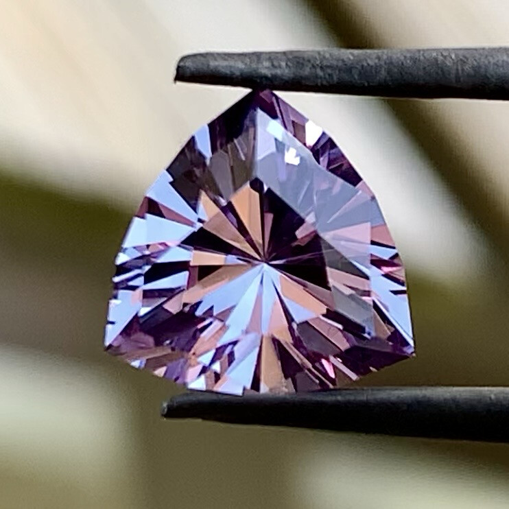 ᴬᵀᵞᴾᴵᶜᴬᴸ SAPPHIRE COLORED ALEXANDRITE 0.92ct 🌱