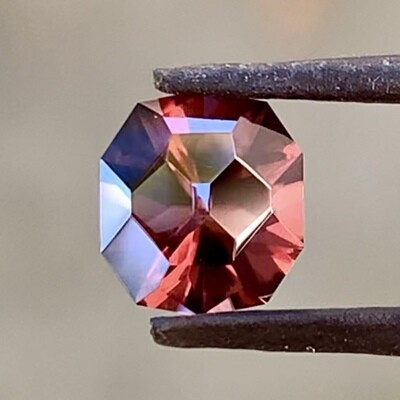 ᴬᵀᵞᴾᴵᶜᴬᴸ PINKISH ORANGE ZIRCON 1.40ct