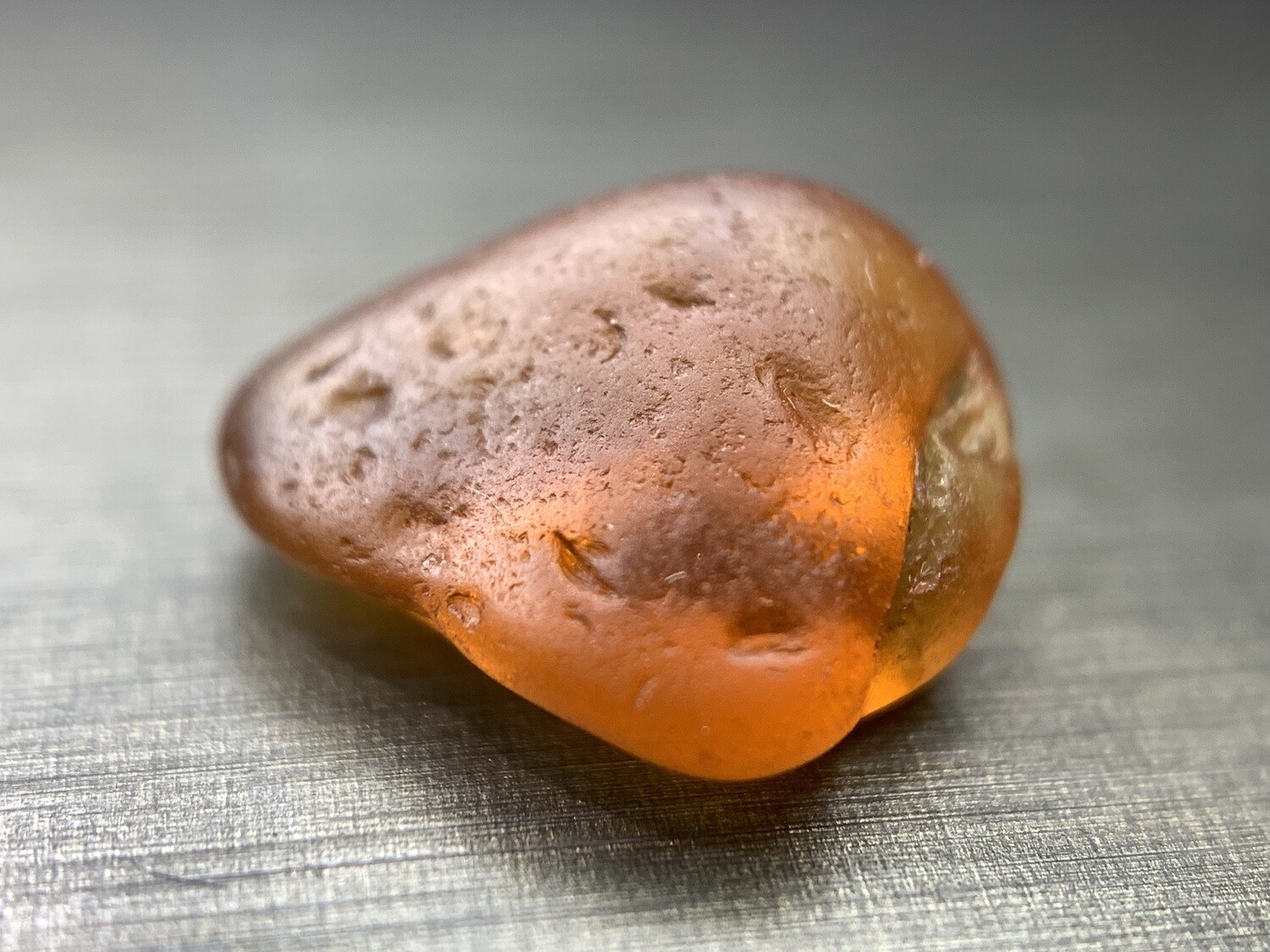 ᴬᵀᵞᴾᴵᶜᴬᴸ WILD GARNET 1.35ct