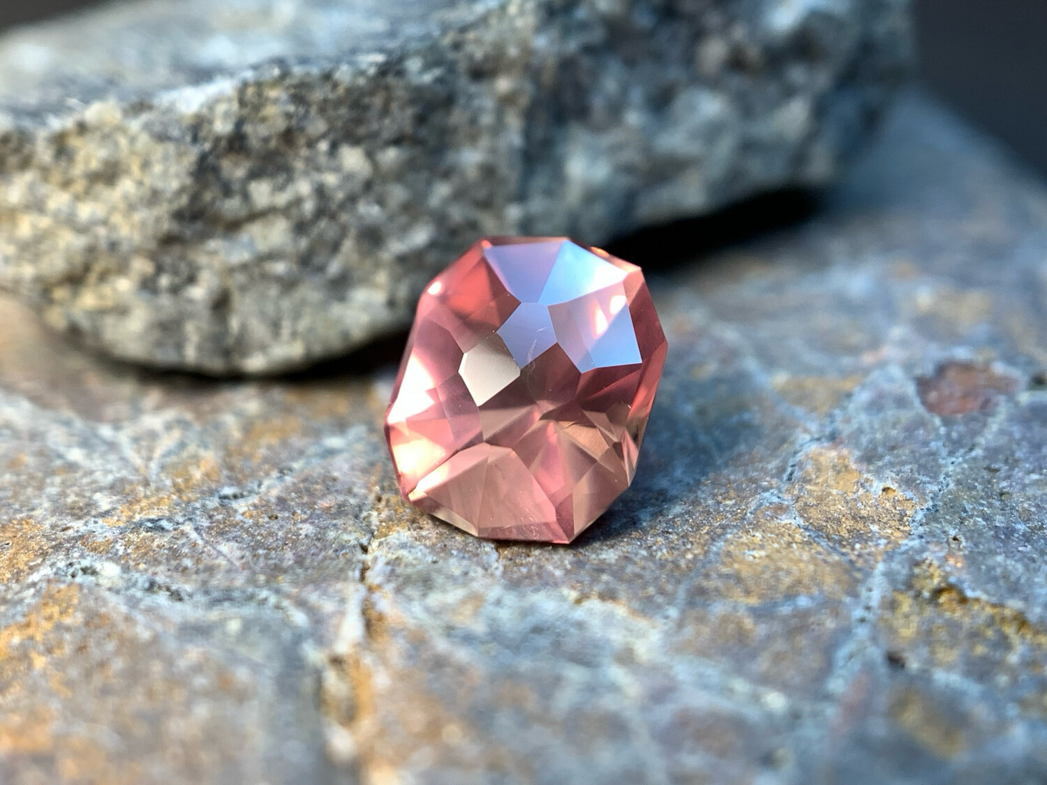 ᴬᵀᵞᴾᴵᶜᴬᴸ PEACHY PINK (PADPARADSCHA) UMBA SAPPHIRE 1.43ct (CUSTOM ORDER)
