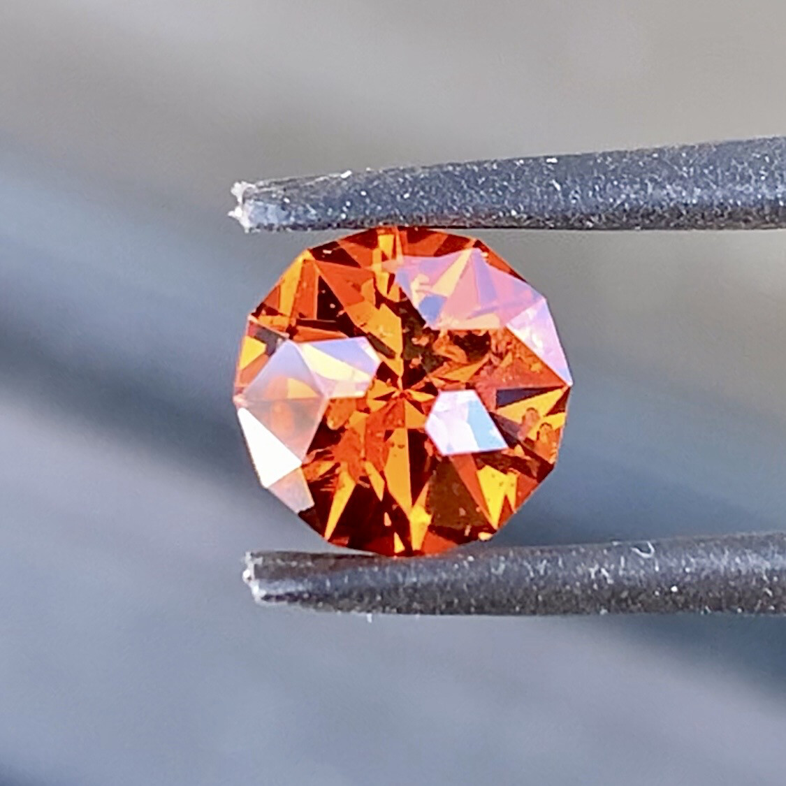 ᴬᵀᵞᴾᴵᶜᴬᴸ FANTA GARNET 1.09ct