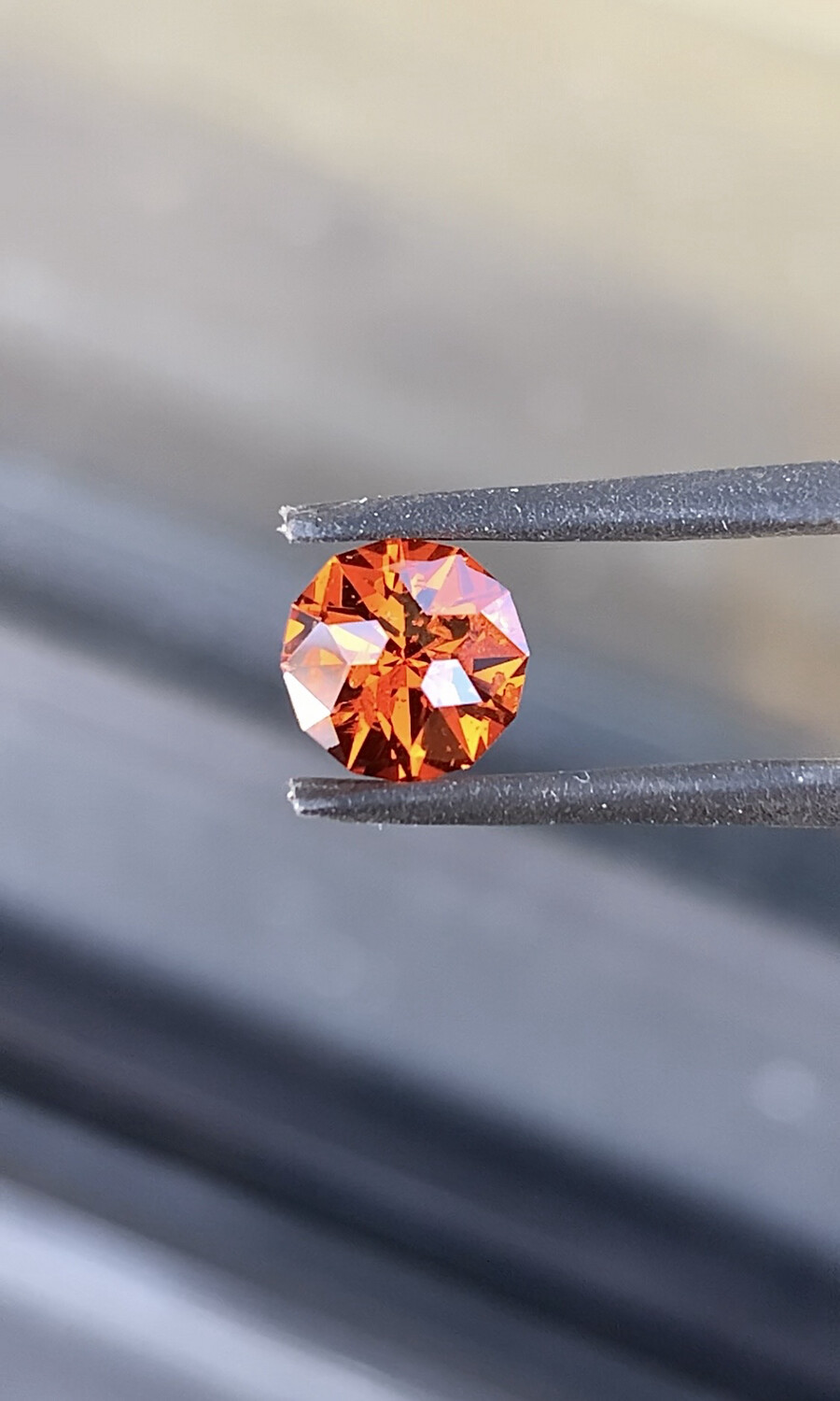 ᴬᵀᵞᴾᴵᶜᴬᴸ FANTA GARNET 1.09ct