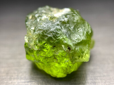 PERIDOT 12.51ct