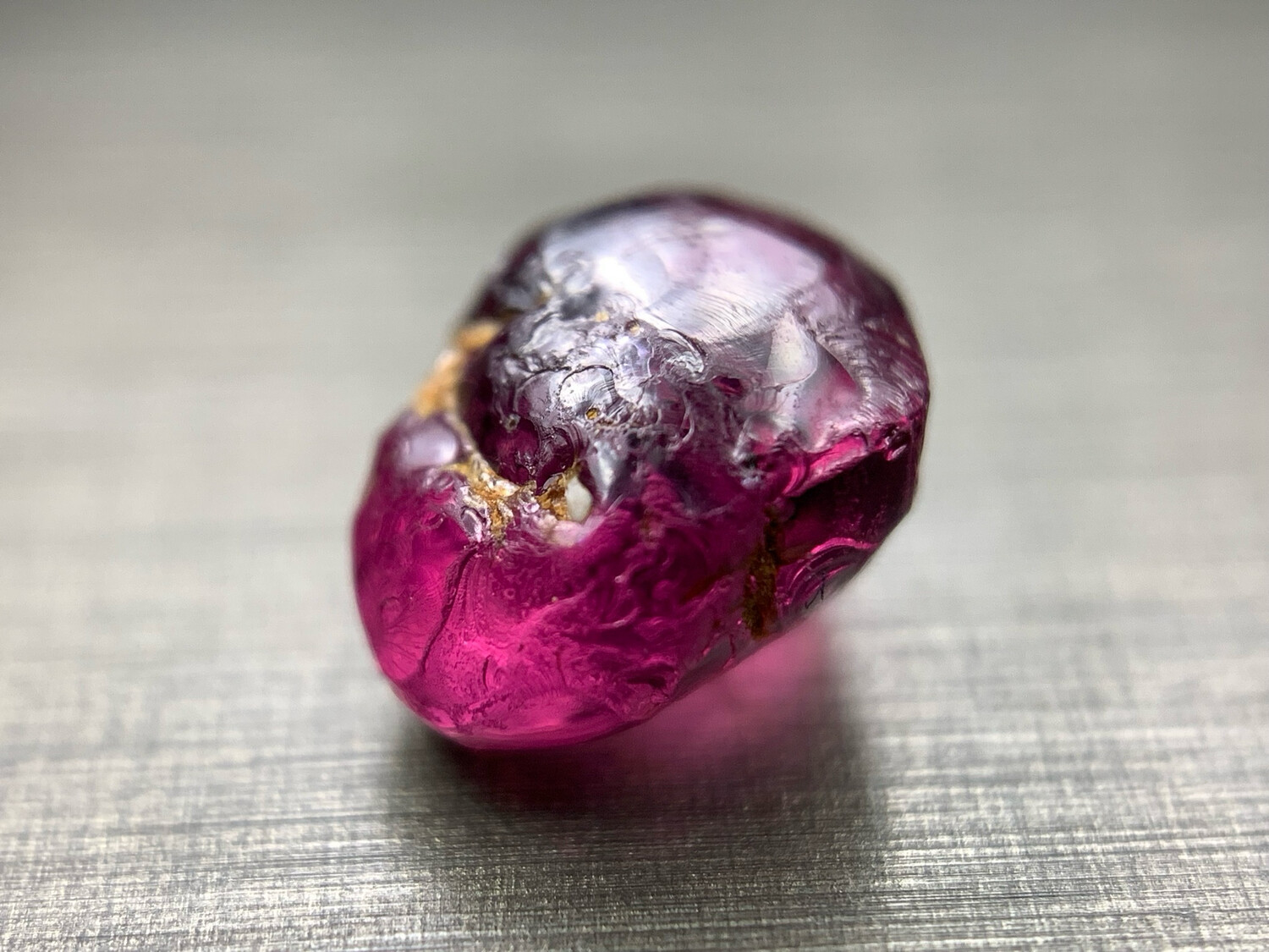 HOT PINK GARNET 2.71ct