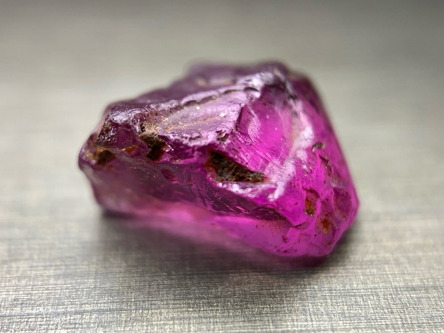 HOT PINK RHODOLITE GARNET 4.05ct