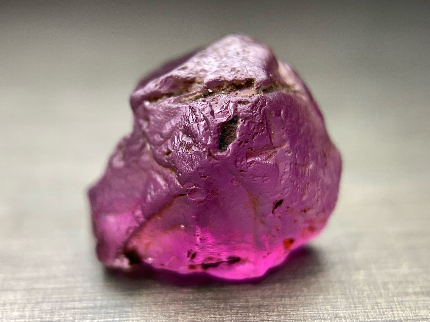 HOT PINK RHODOLITE GARNET 4.05ct