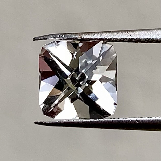 ᴬᵀᵞᴾᴵᶜᴬᴸ GOSHENITE BERYL 1.40ct