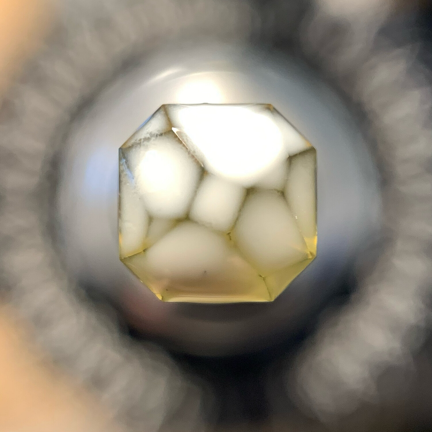 ᴬᵀᵞᴾᴵᶜᴬᴸ ZIRCON 1.47ct