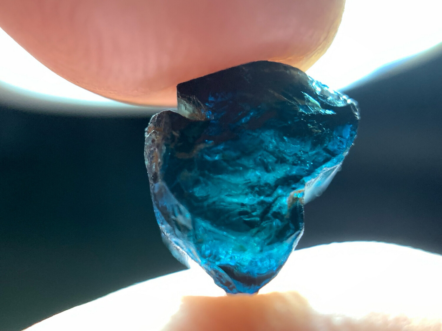 BLUE TOURMALINE 7.65ct