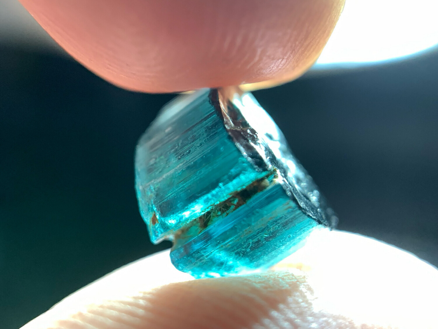 BLUE TOURMALINE 7.65ct