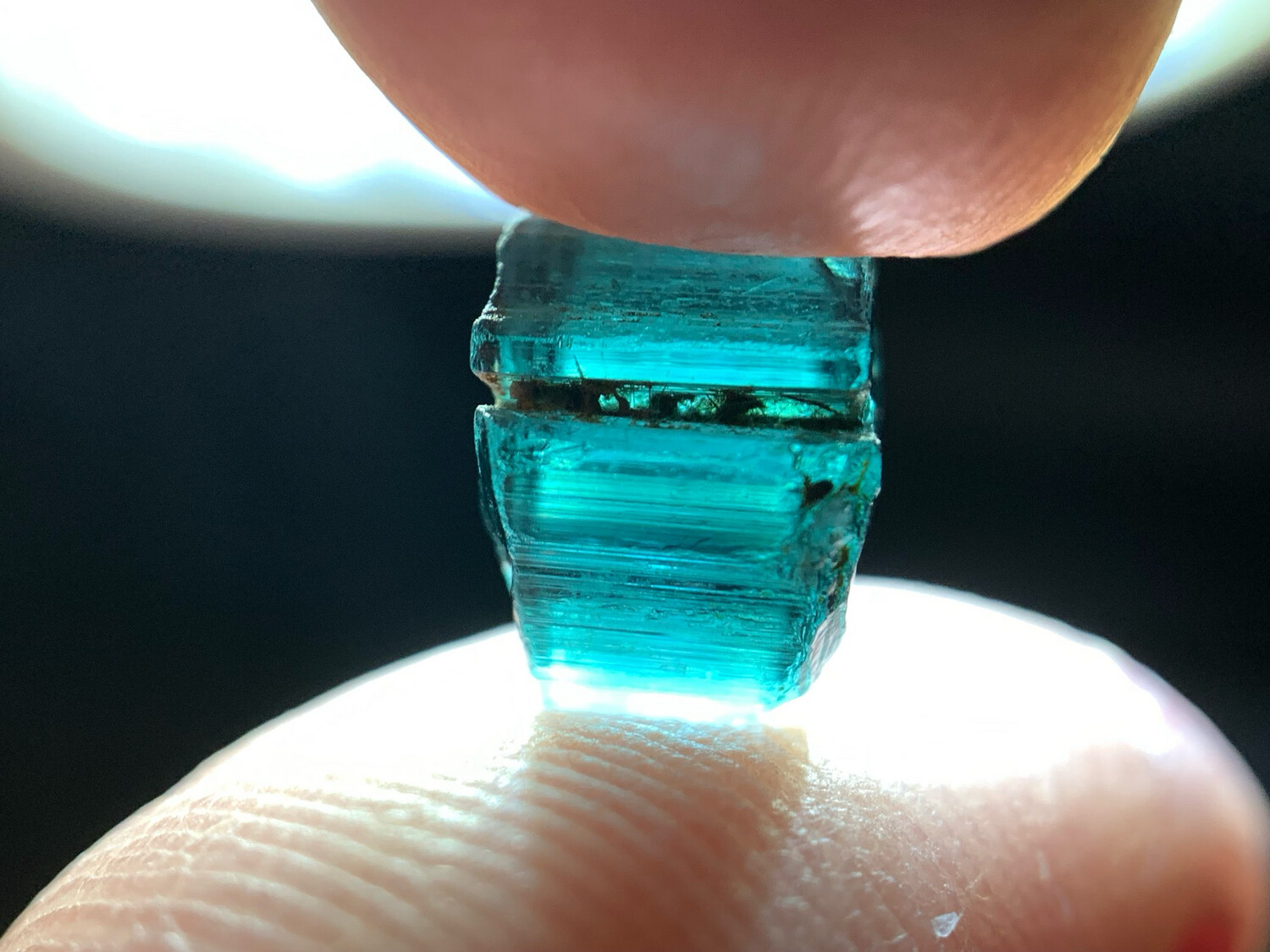 BLUE TOURMALINE 7.65ct
