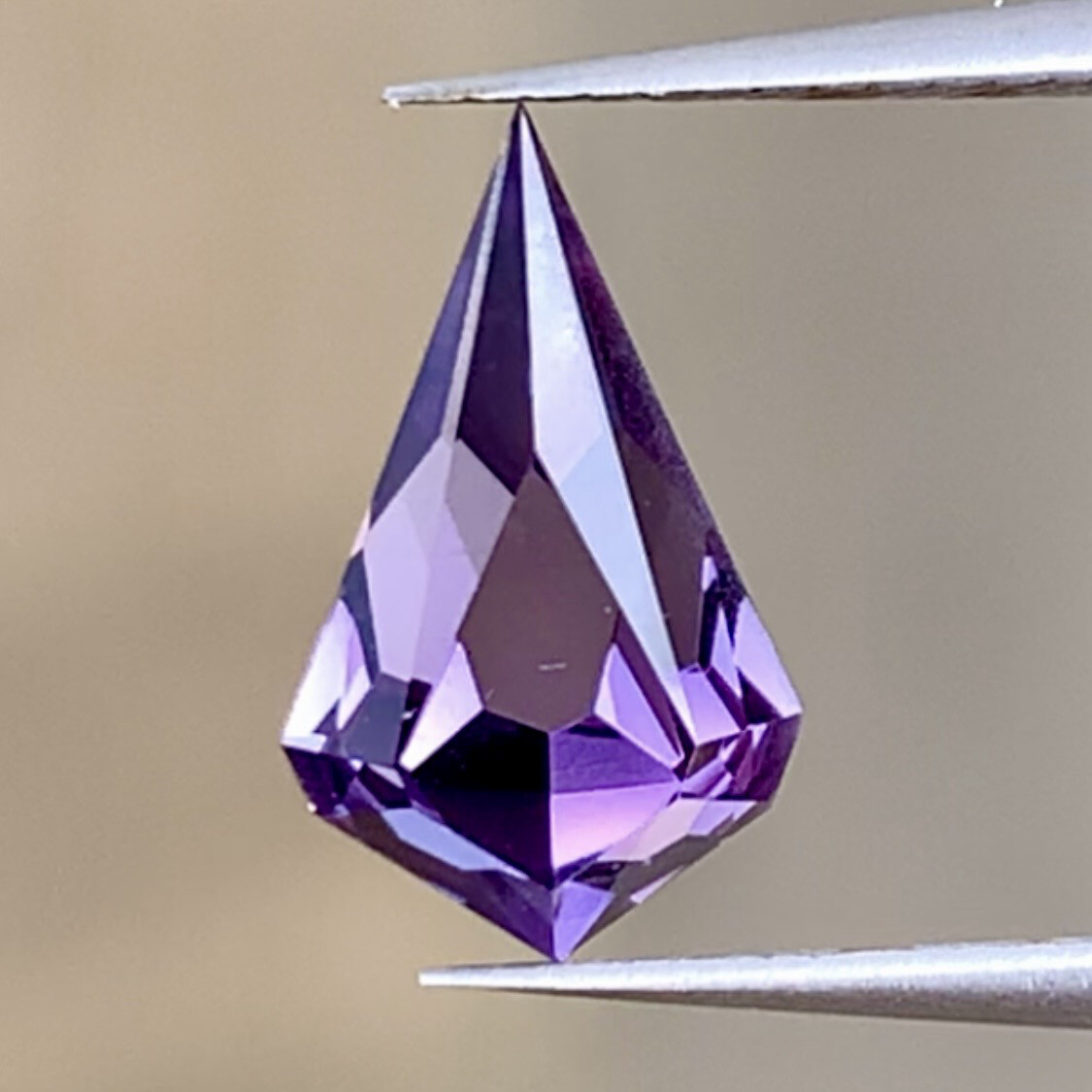 ᴬᵀᵞᴾᴵᶜᴬᴸ PURPLE SAPPHIRE 1.97ct 🌱
