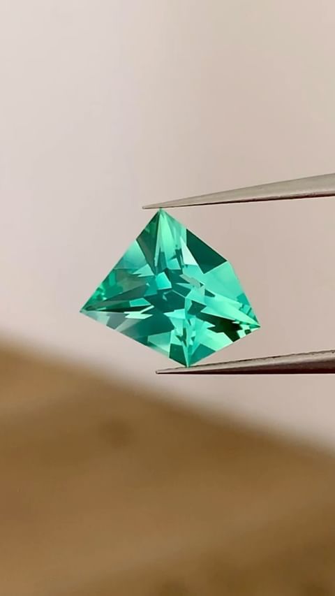 ᴬᵀᵞᴾᴵᶜᴬᴸ MINT SAPPHIRE 3.37ct 🌱