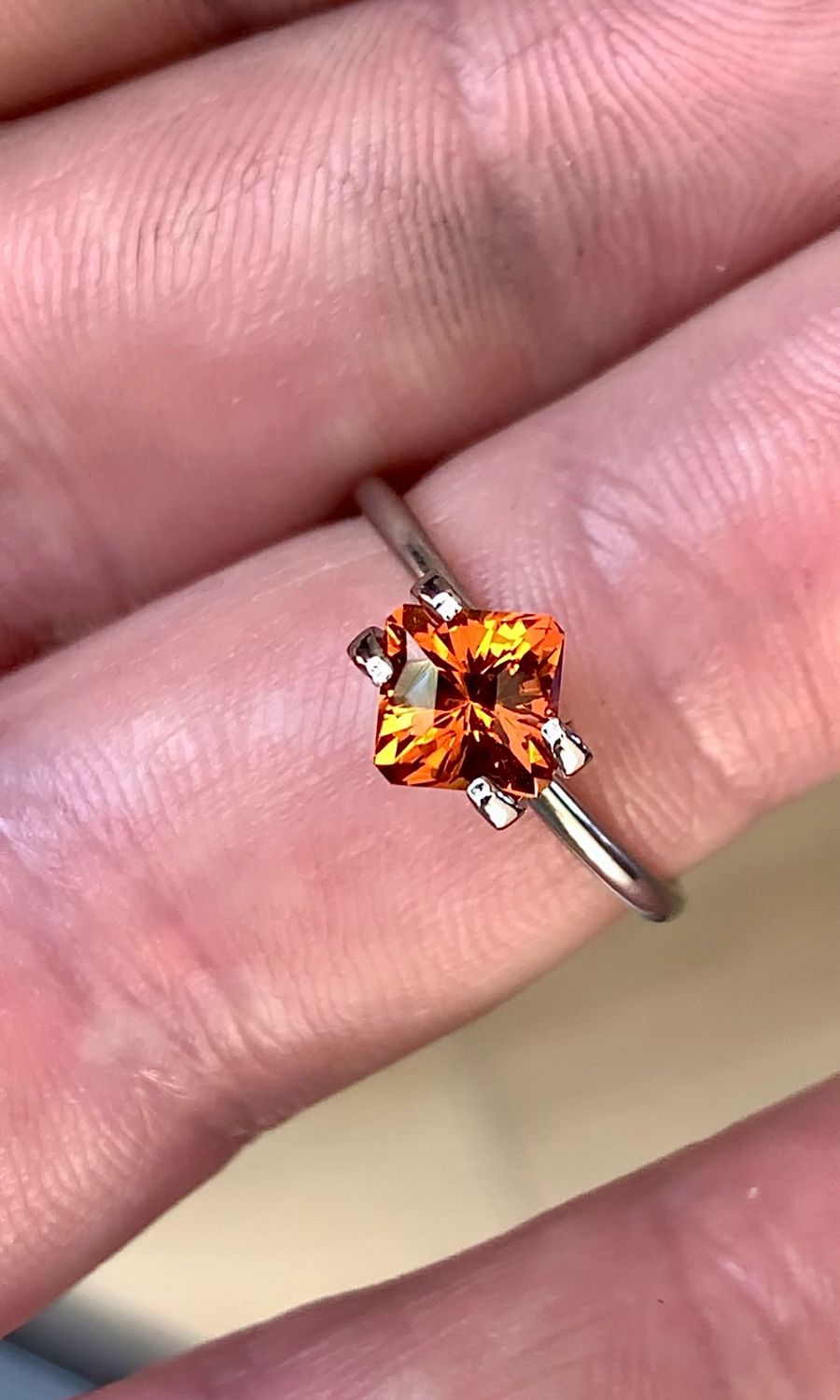 ᴬᵀᵞᴾᴵᶜᴬᴸ FANTA GARNET 1.46ct