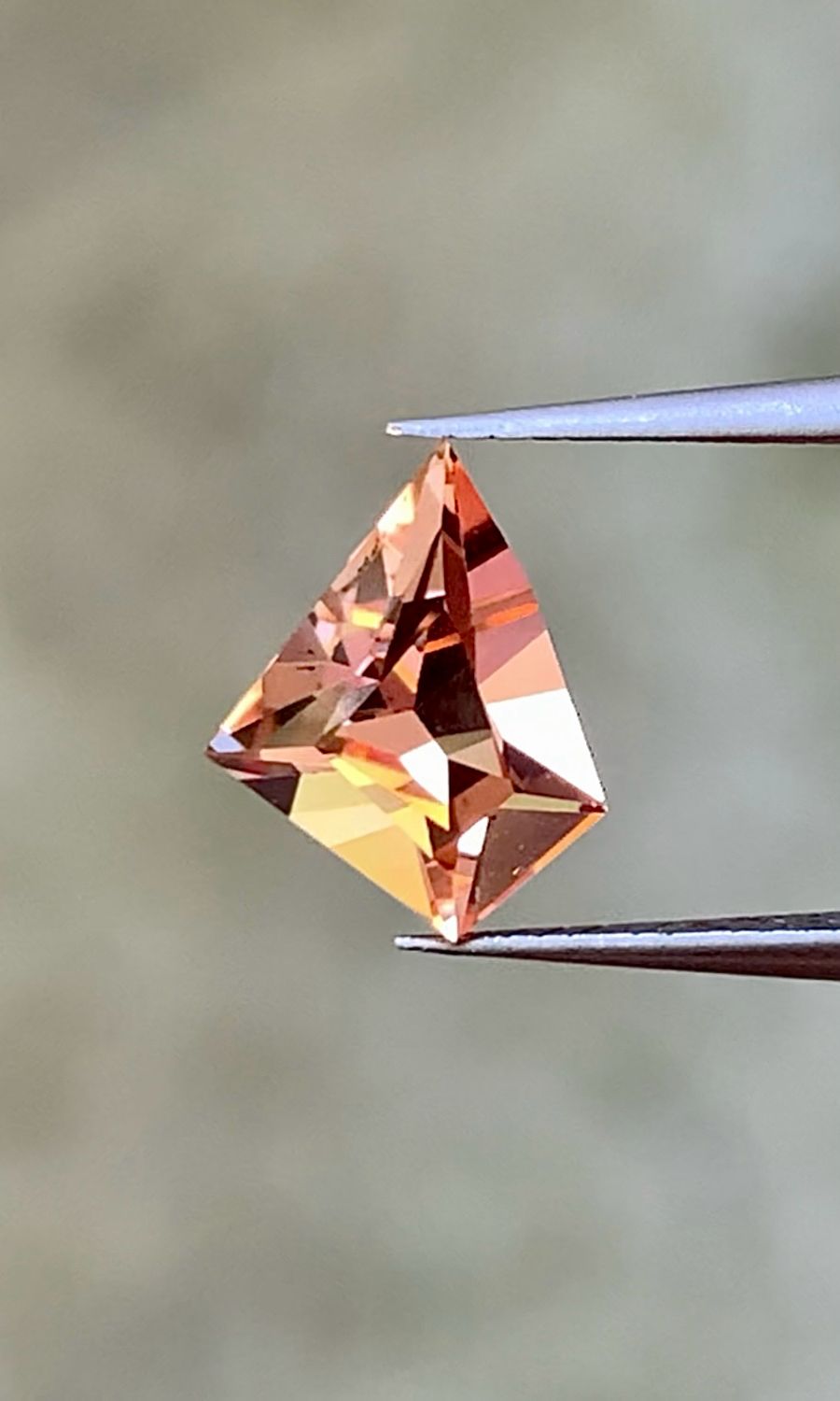ᴬᵀᵞᴾᴵᶜᴬᴸ PEACH SAPPHIRE 1.52ct 🌱