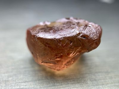 IMPERIAL PEACH MALAYA GARNET 9.09ct