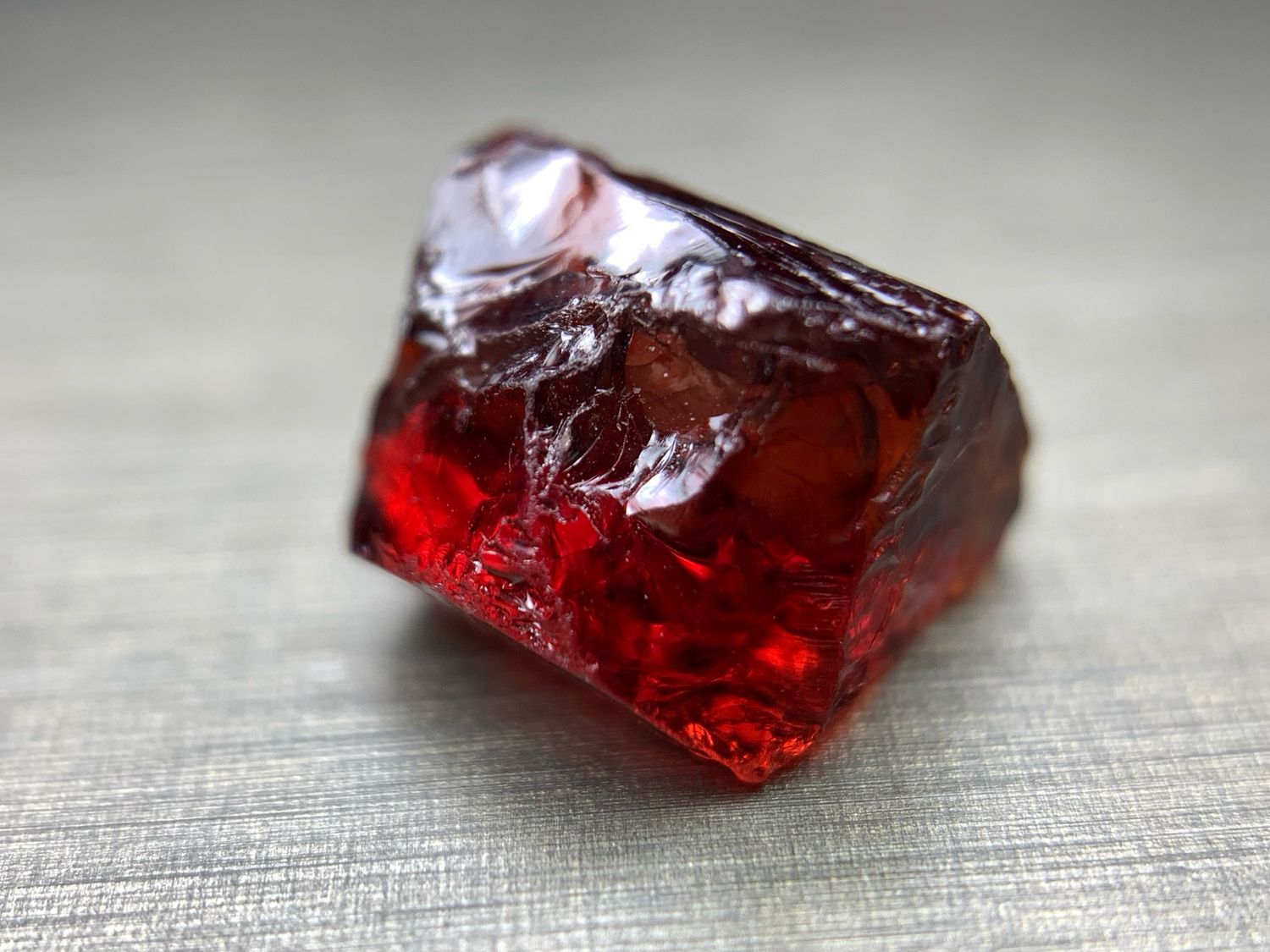 ᴬᵀᵞᴾᴵᶜᴬᴸ WILD GARNET 2.25ct