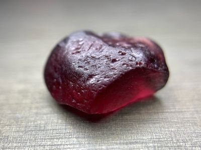 ᴬᵀᵞᴾᴵᶜᴬᴸ UMBALITE GARNET 2,06ct