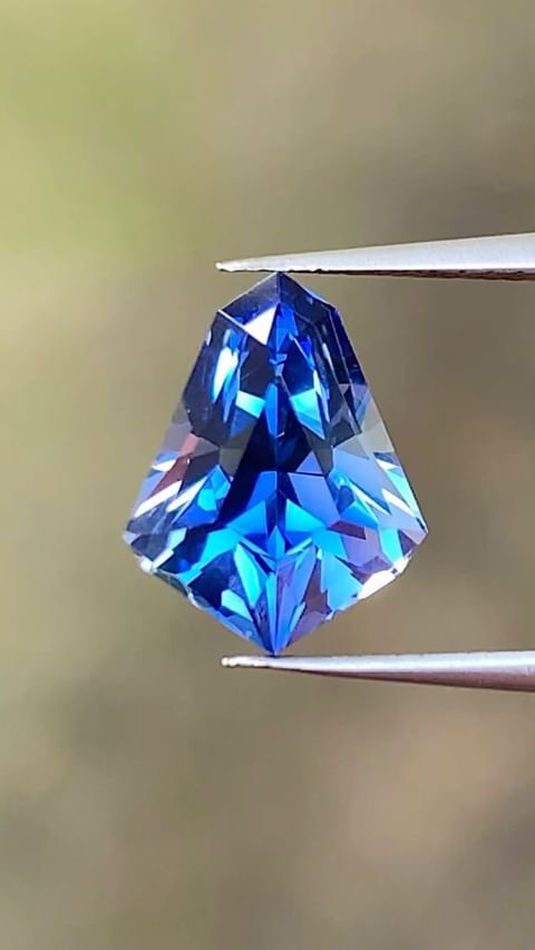 ᴬᵀᵞᴾᴵᶜᴬᴸ BLUE SAPPHIRE 2.72ct 🌱