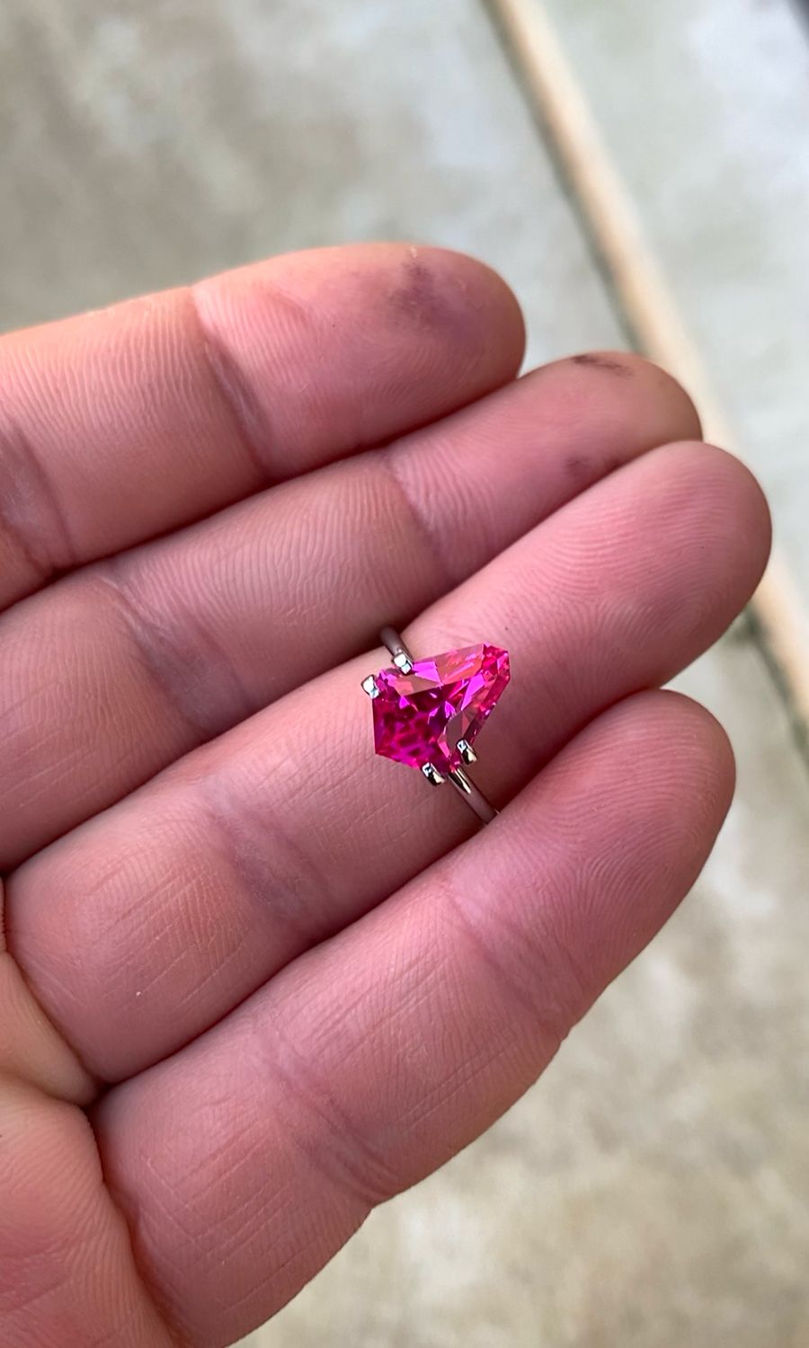 ᴬᵀᵞᴾᴵᶜᴬᴸ JEDI PINK SAPPHIRE 3.90ct 🌱