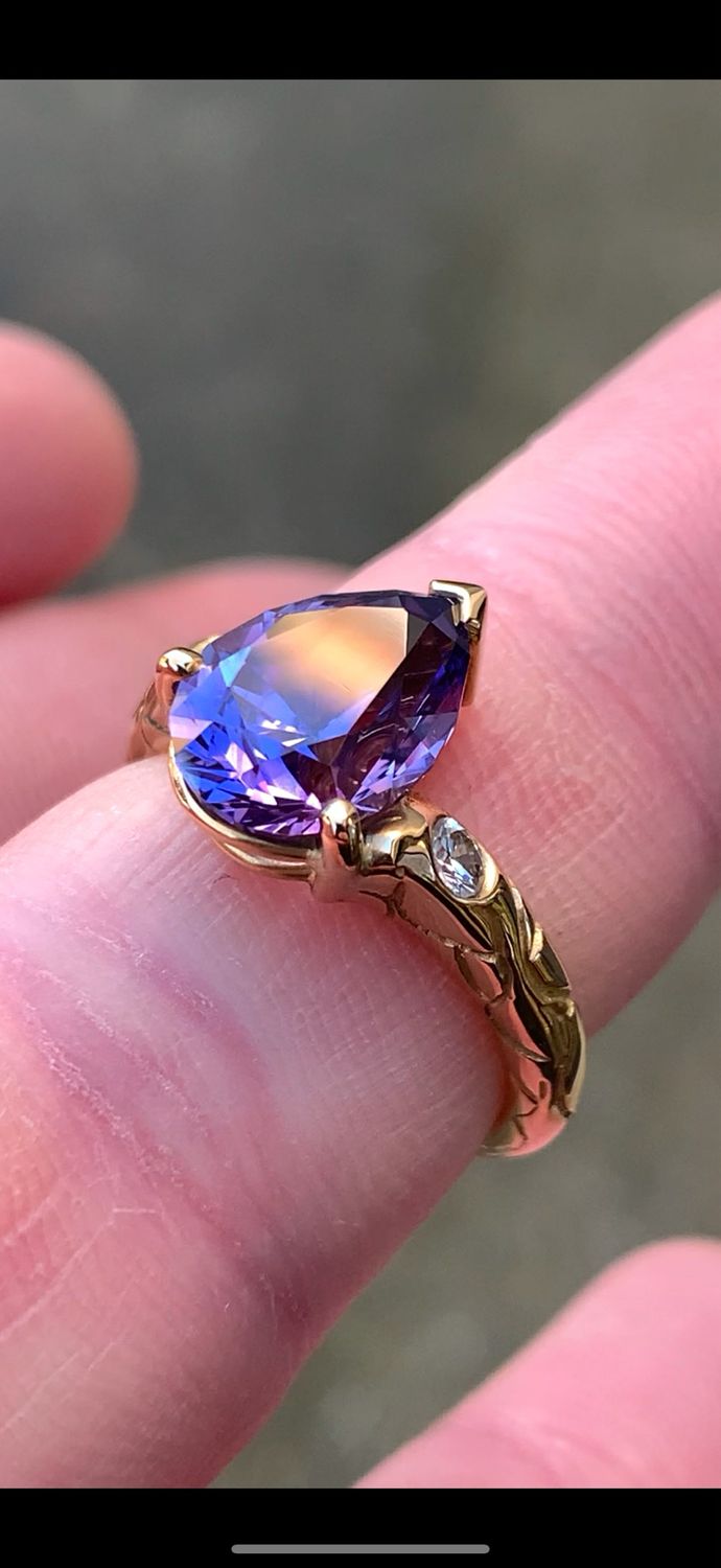 ᴬᵀᵞᴾᴵᶜᴬᴸ REPLACEMENT SAPPHIRE