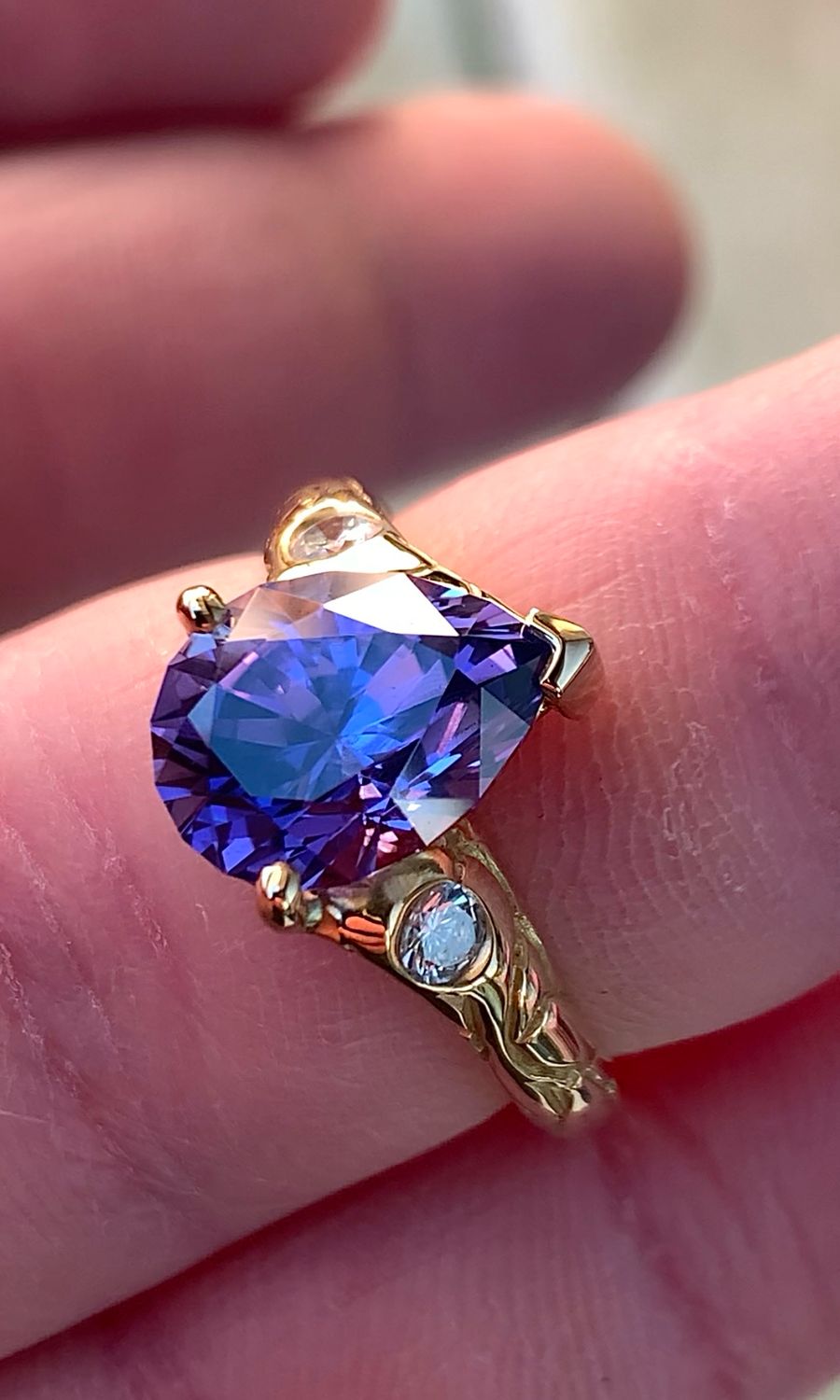 ᴬᵀᵞᴾᴵᶜᴬᴸ REPLACEMENT SAPPHIRE
