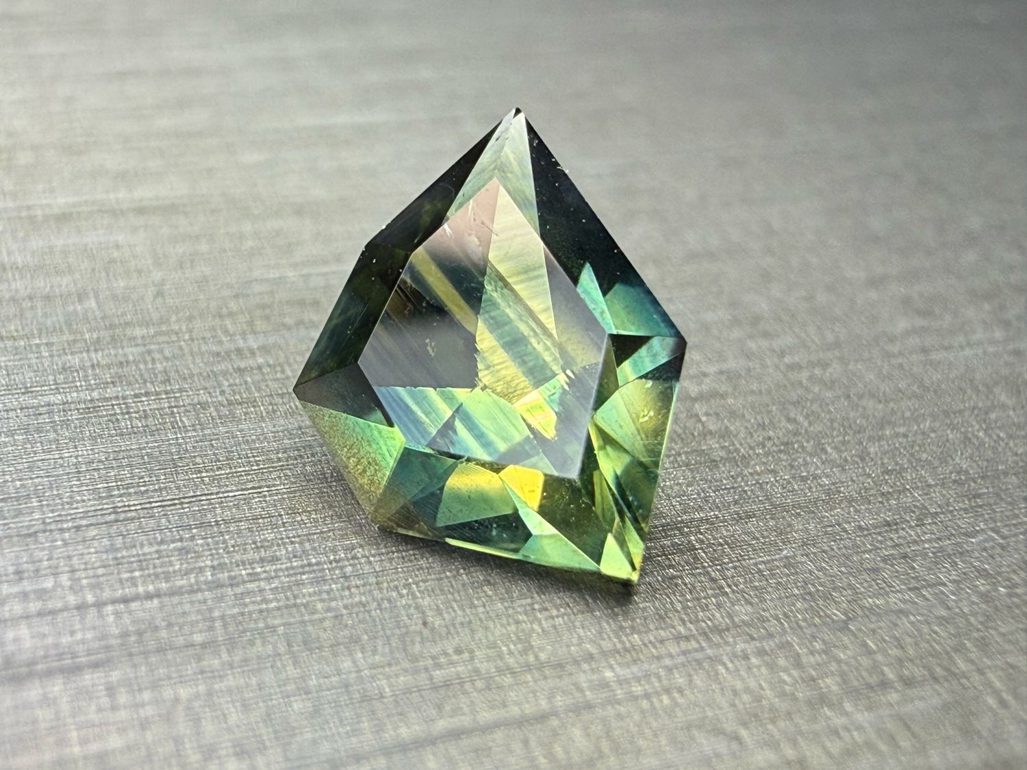 ᴬᵀᵞᴾᴵᶜᴬᴸ KENYAN SAPPHIRE 1.50ct