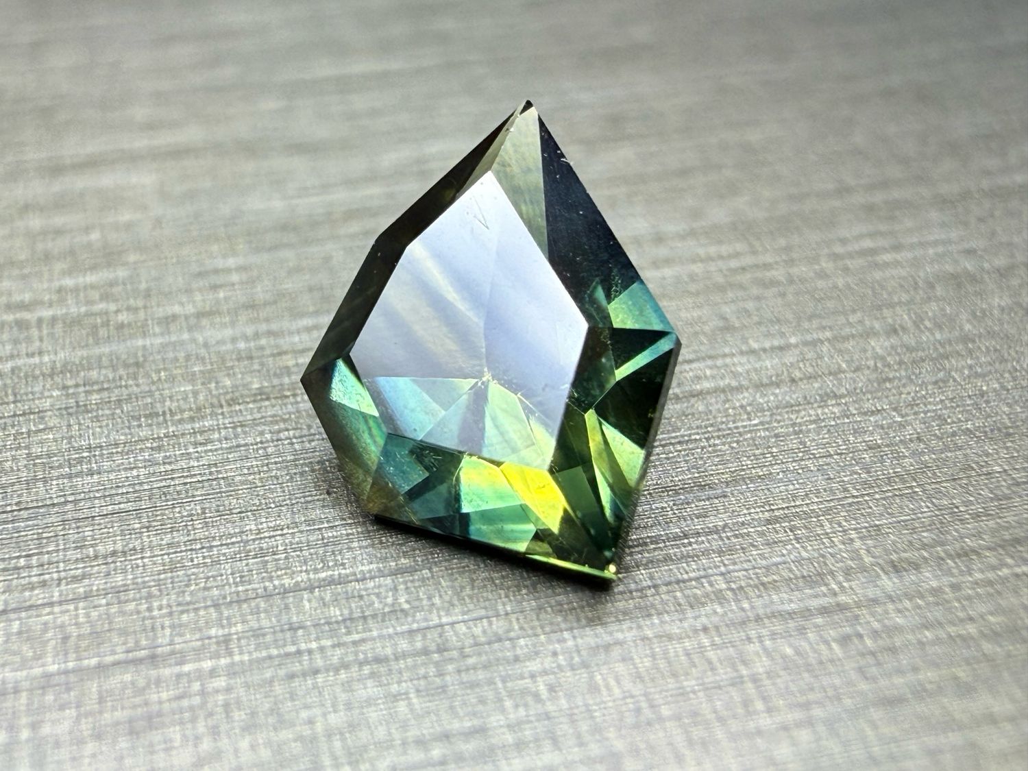 ᴬᵀᵞᴾᴵᶜᴬᴸ KENYAN SAPPHIRE 1.50ct