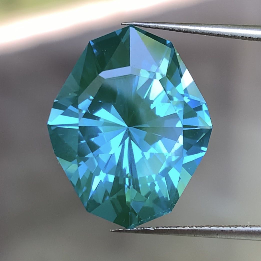 ᴬᵀᵞᴾᴵᶜᴬᴸ SPINEL PENDANT