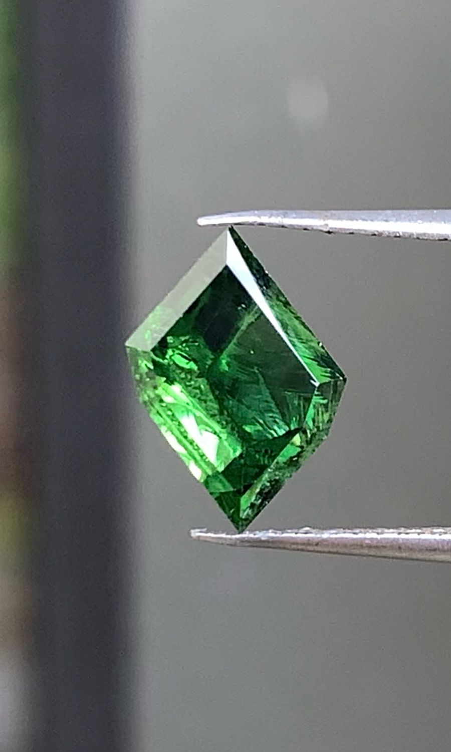 ᴬᵀᵞᴾᴵᶜᴬᴸ WILD CHROME TOURMALINE 1.34ct