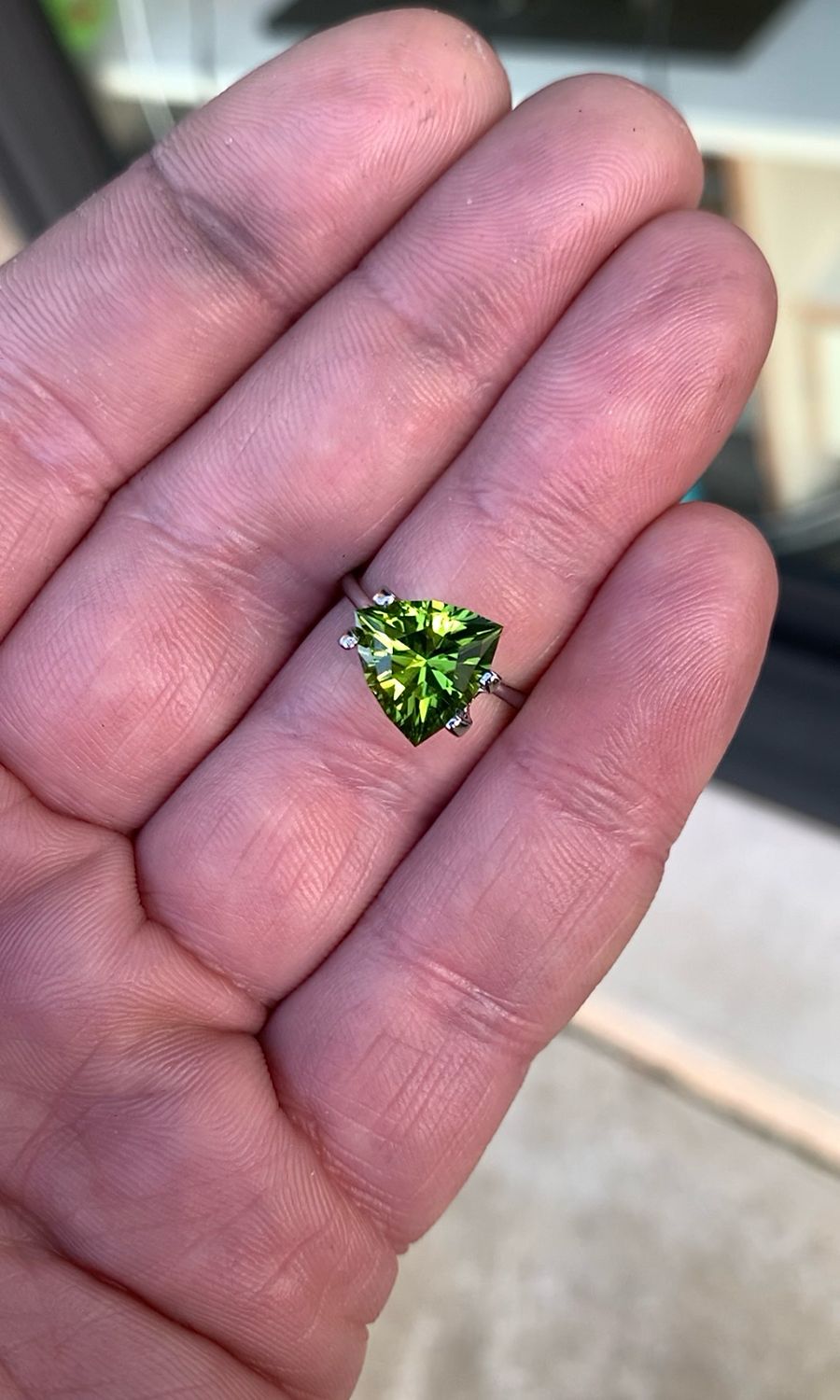 ᴬᵀᵞᴾᴵᶜᴬᴸ PERIDOT 3.73ct