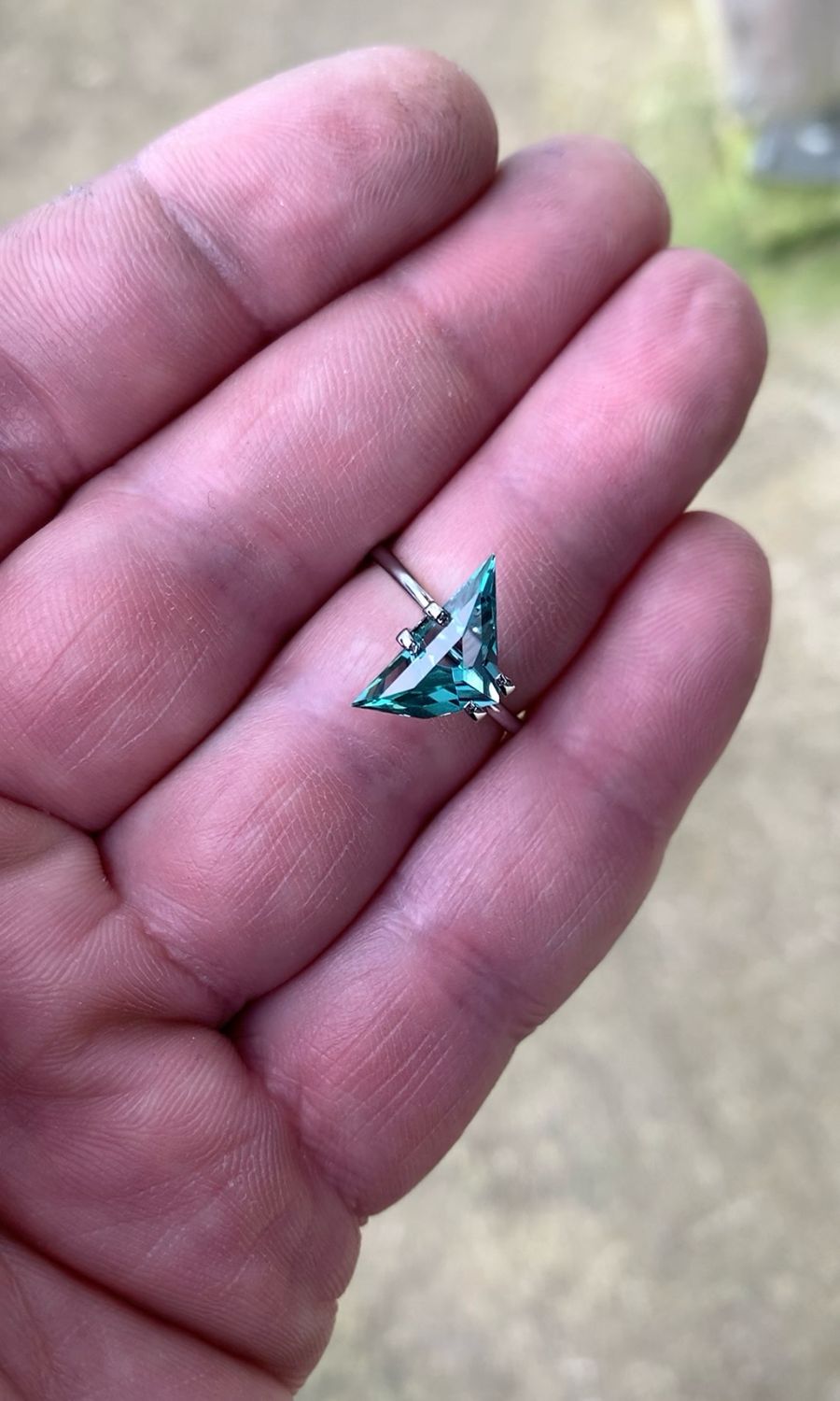 ᴬᵀᵞᴾᴵᶜᴬᴸ MALDIVES SAPPHIRE 3.95ct 🌱