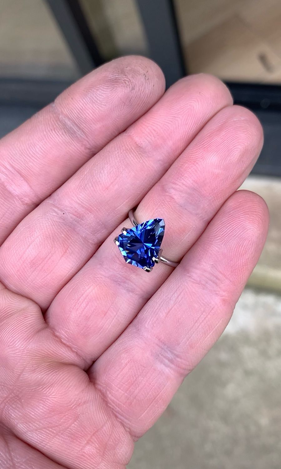 ᴬᵀᵞᴾᴵᶜᴬᴸ BLUE SAPPHIRE 5.61ct 🌱