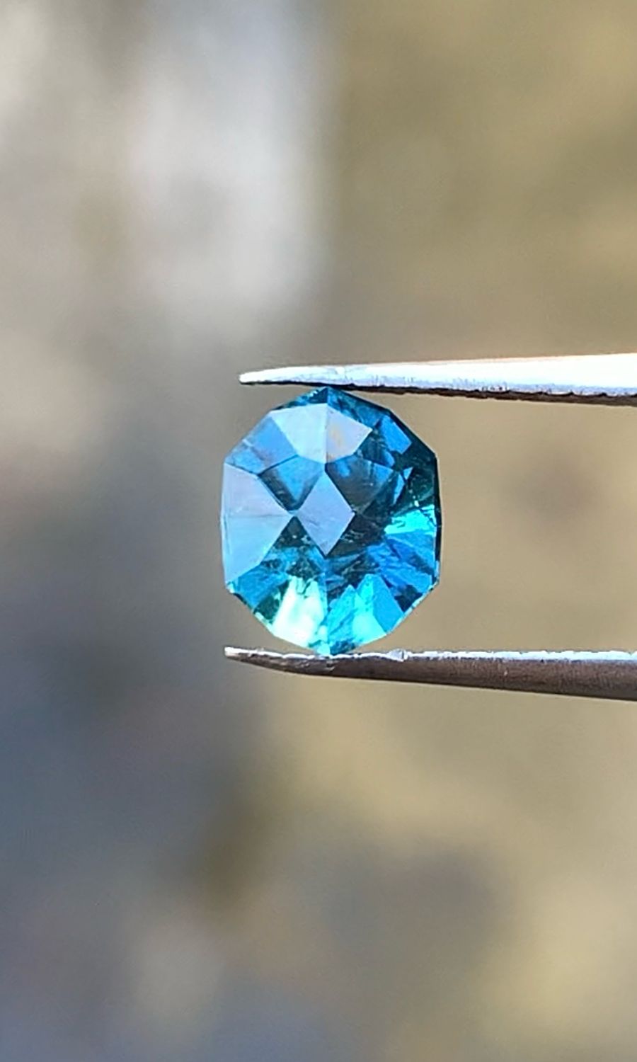 ᴬᵀᵞᴾᴵᶜᴬᴸ BLUE TOURMALINE 0.88ct