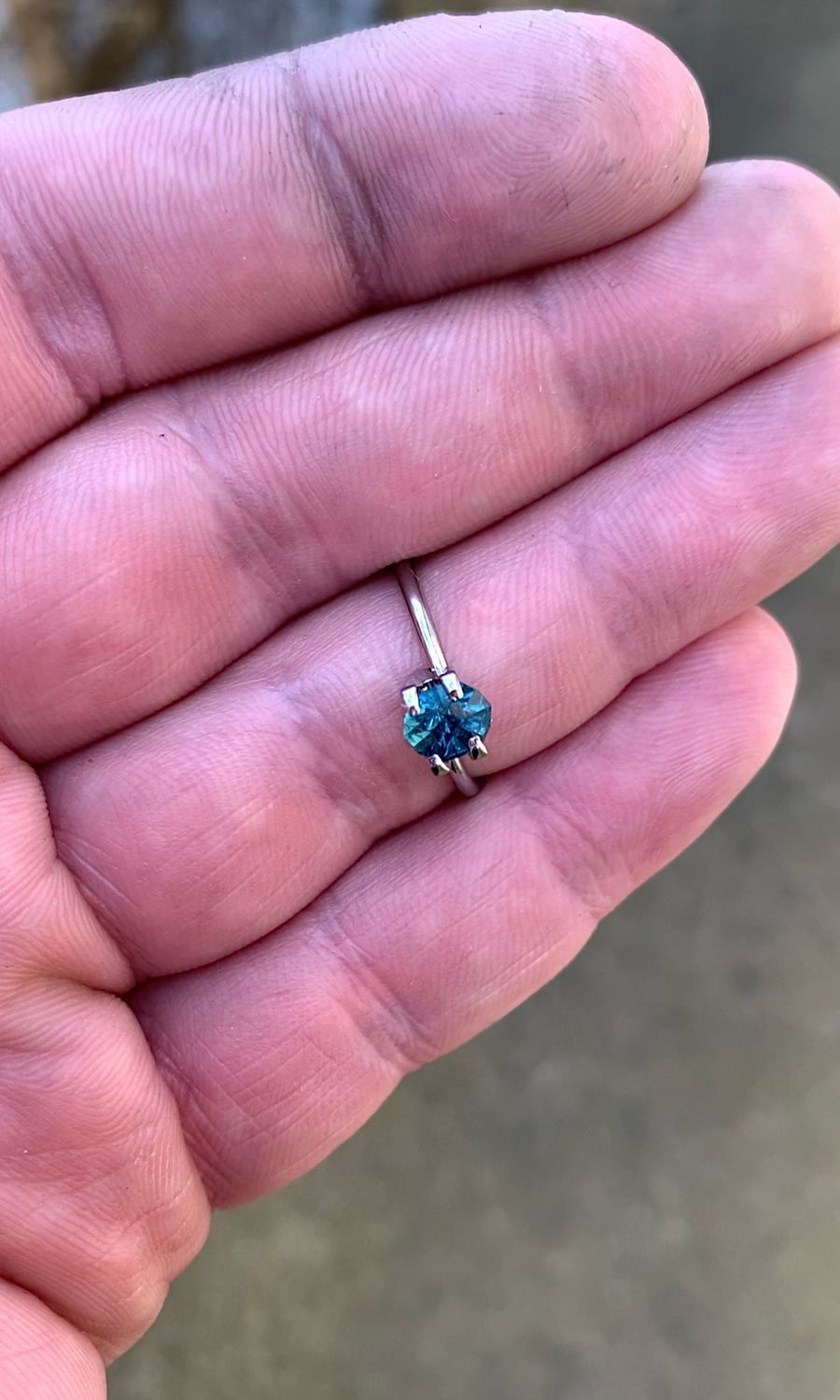 ᴬᵀᵞᴾᴵᶜᴬᴸ BLUE TOURMALINE 0.88ct