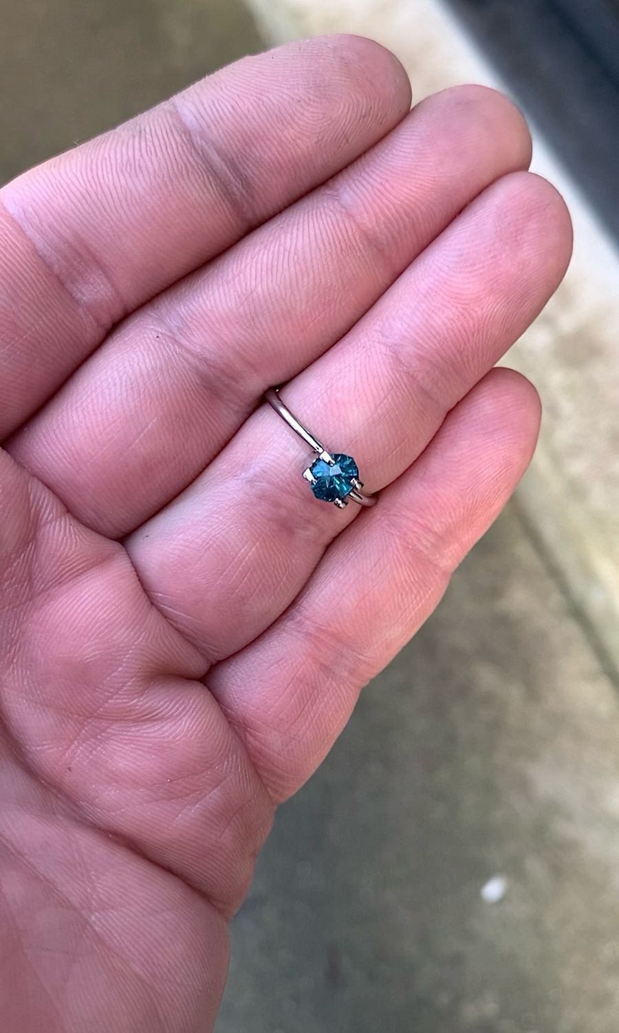 ᴬᵀᵞᴾᴵᶜᴬᴸ BLUE TOURMALINE 0.88ct