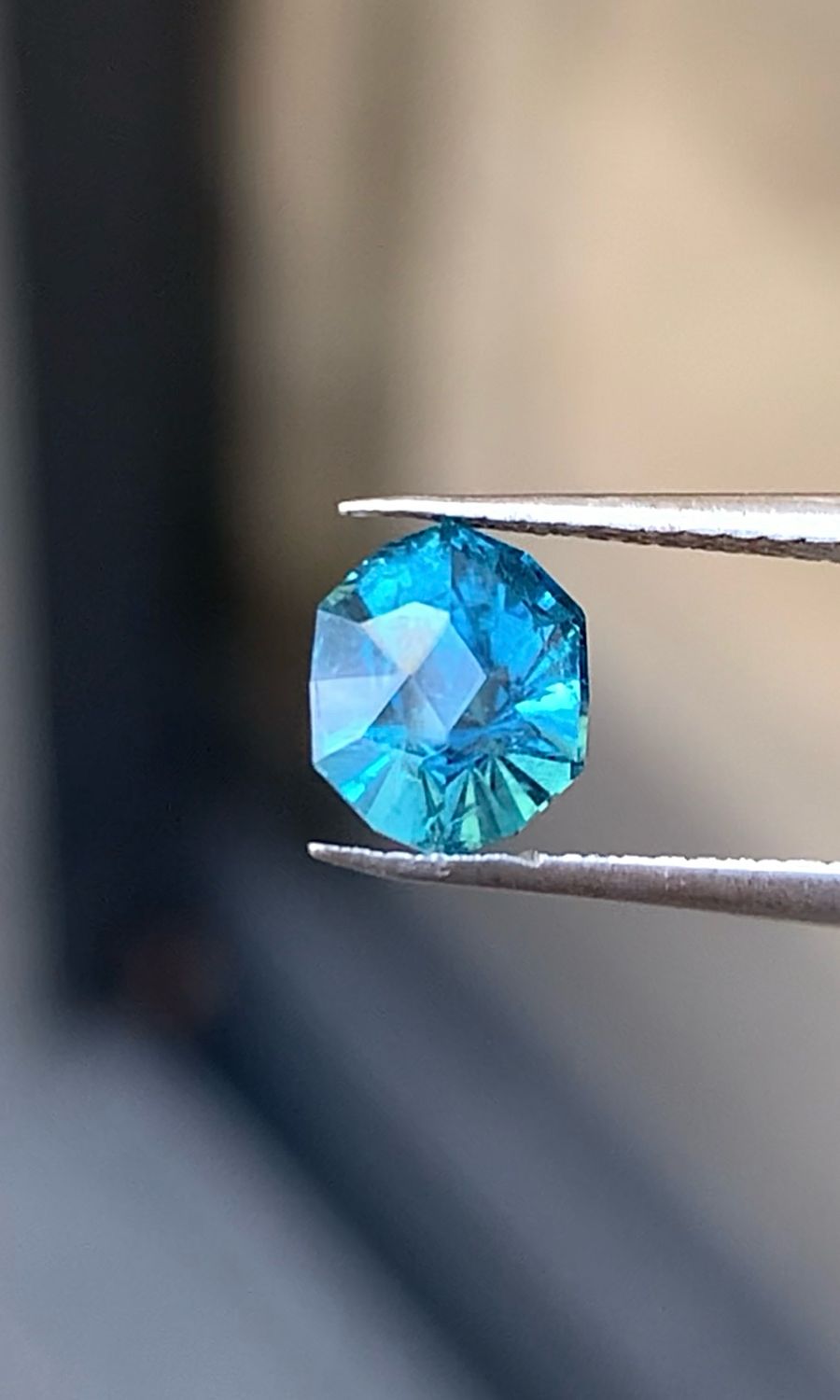 ᴬᵀᵞᴾᴵᶜᴬᴸ BLUE TOURMALINE 0.88ct